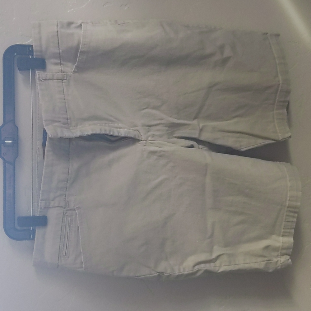 Gloria Vanderbilt business Bermudas